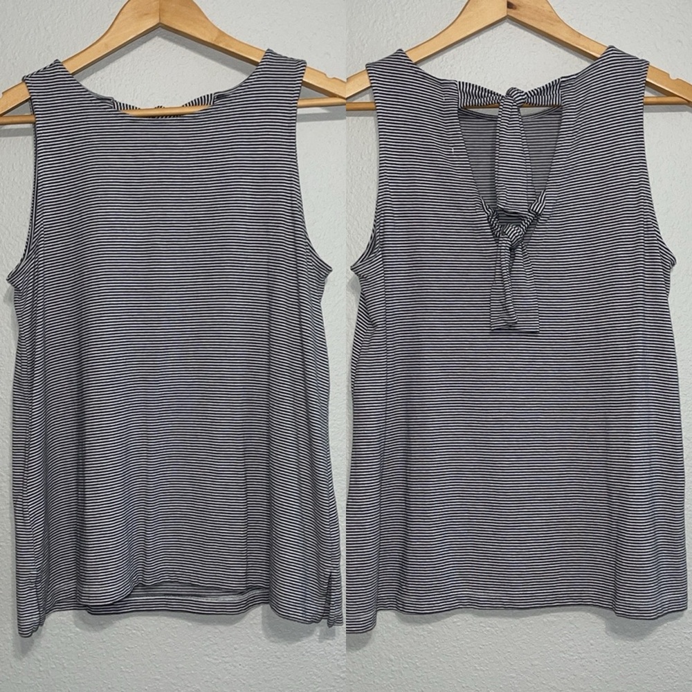 LOFT Gray Striped Tie-Back Flowy Boho-Chic Sleeveless Top - Small